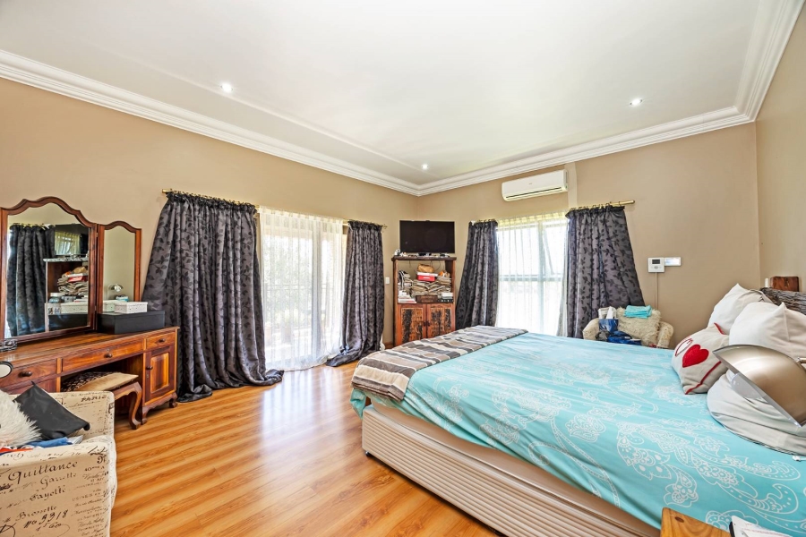 10 Bedroom Property for Sale in Durbanville Western Cape